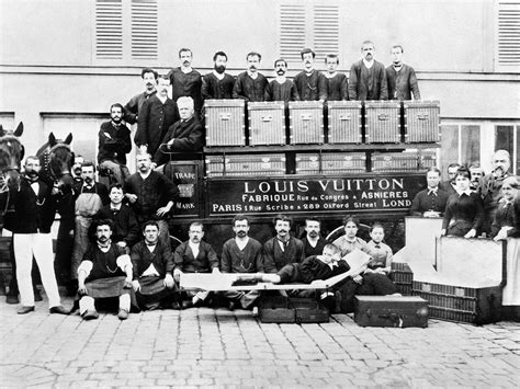 hubert louis vuitton famille|Louis Vuitton Malletier — Wikipédia.